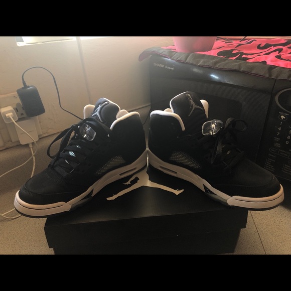 Jordan 5 Retro Cool Grey White (Oreo) - Picture 3 of 5